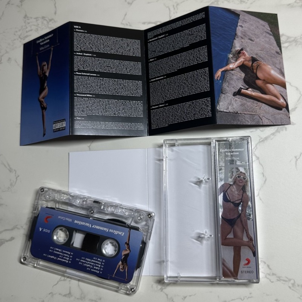 Miley Cyrus Cassette Tape | En - Audio With Music review and price