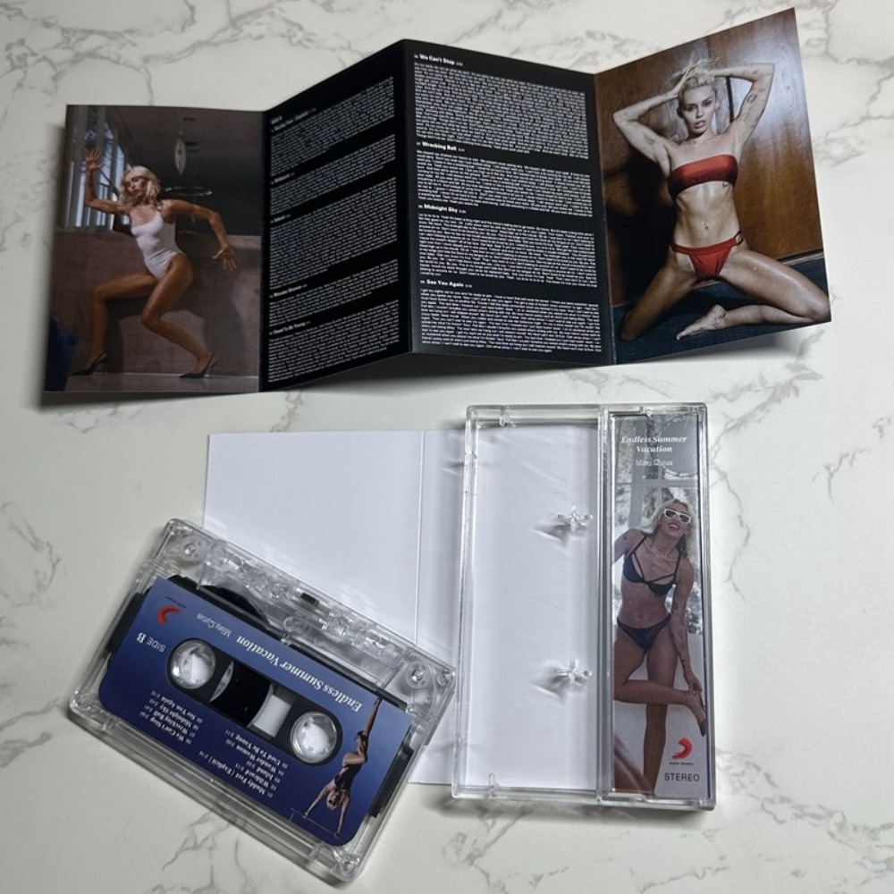 Miley Cyrus Cassette Tape | En - Audio With Music review and price